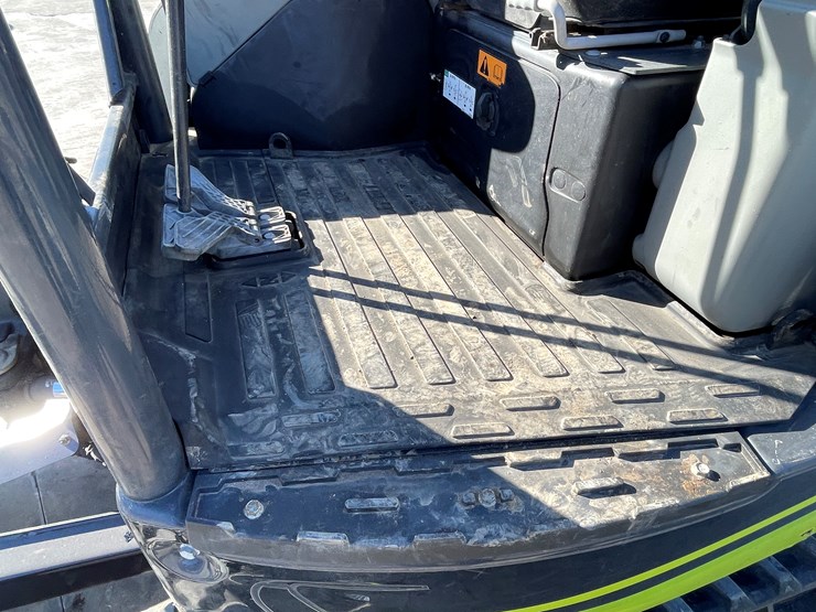 2021-bobcat-e32i-image-44