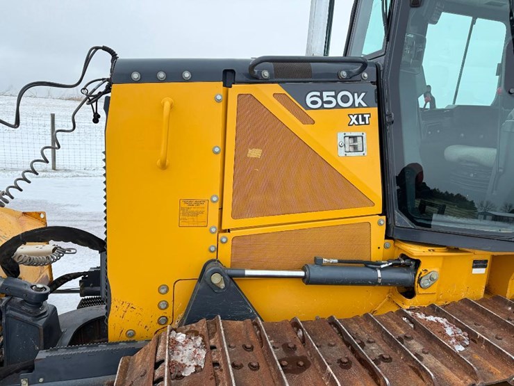 deere-650k-xlt-image-25