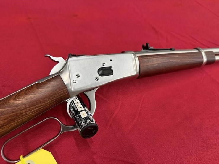 rossi-r92-.44-mag-rifle-image-1