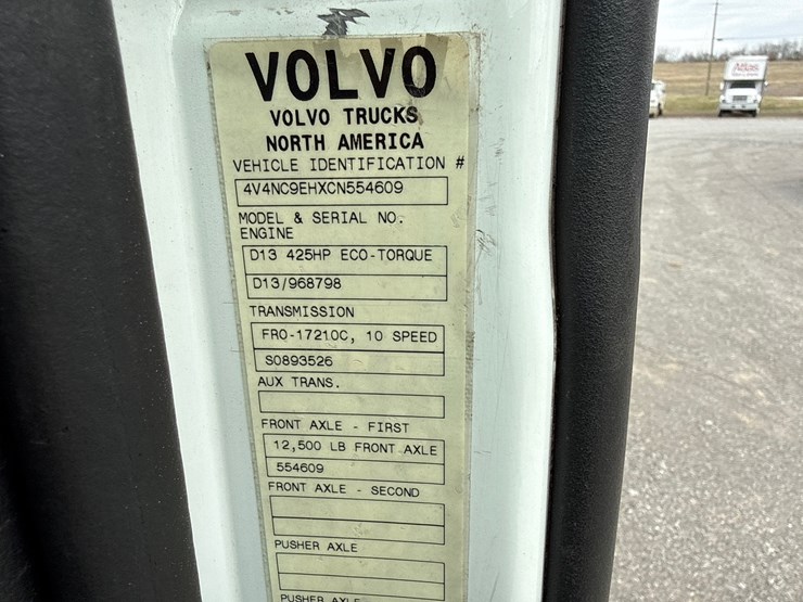 #30939-•-2012-volvo-vnl-tandem-axle-truck-tractor-image-45