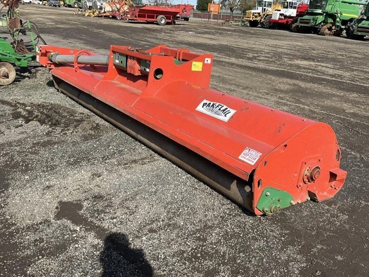 rears-15'-3-pt-pto-chopper-image-3