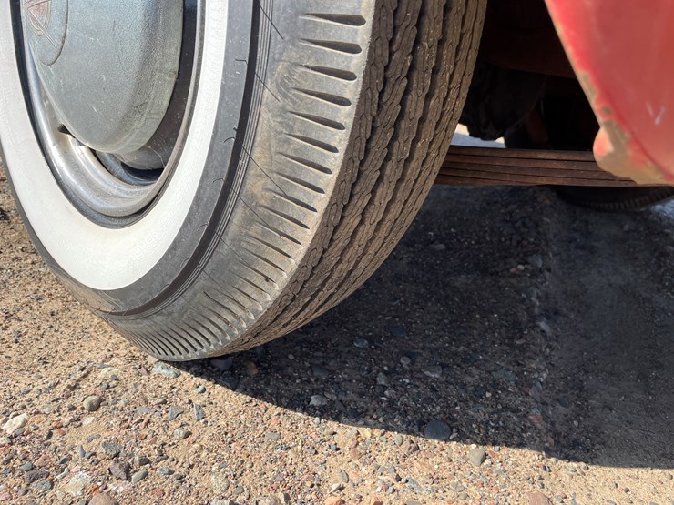 #1526-•-1950-willys-jeepster-**non-runner**(has-mn-title)-image-11