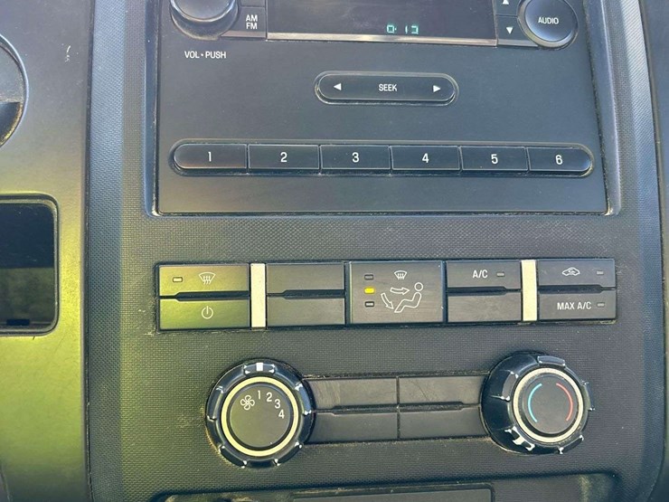 2014-ford-f150-image-17