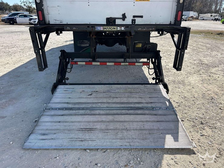 2018-international-durastar-4300-image-25