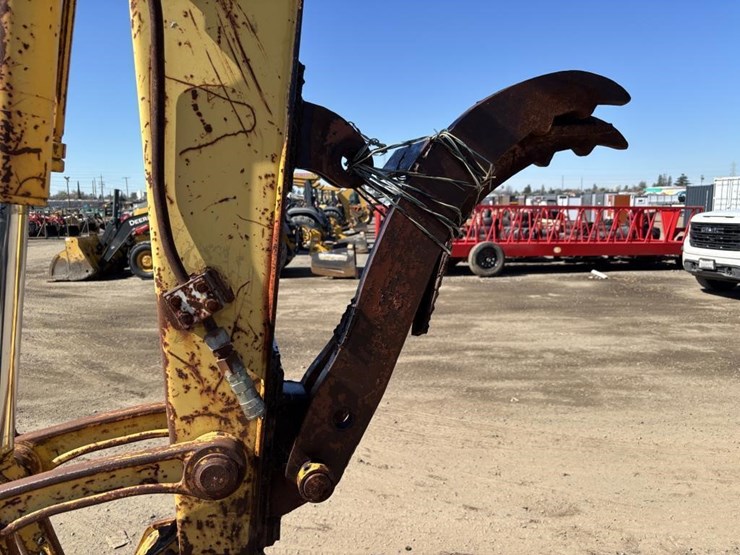 komatsu-pc60-7-image-13