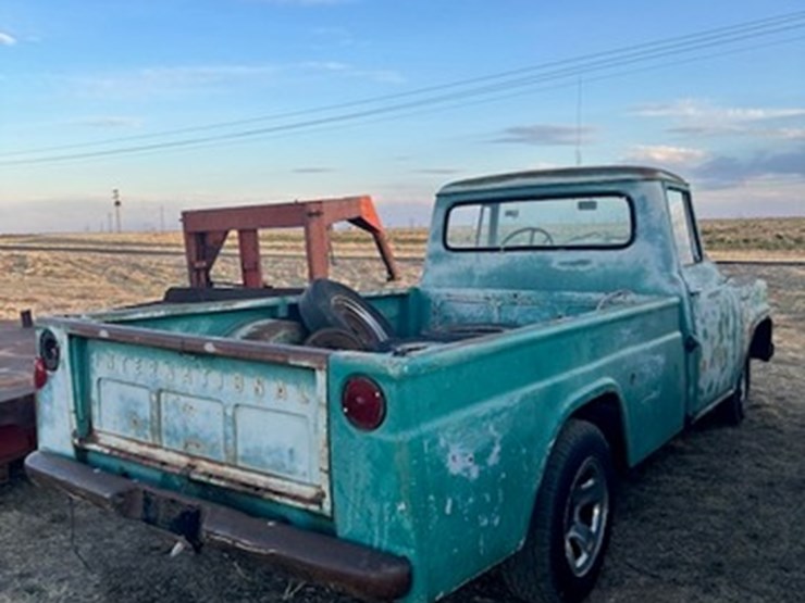 1959-international-b-image-5