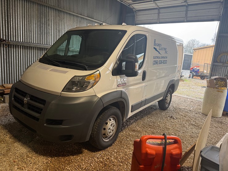 2017-ram-promaster-1500-image-1