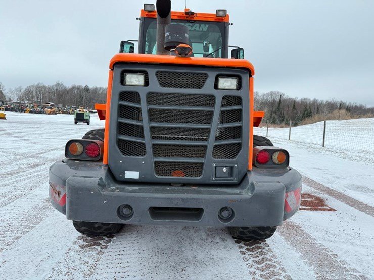 2018-doosan-dl250-5-image-20