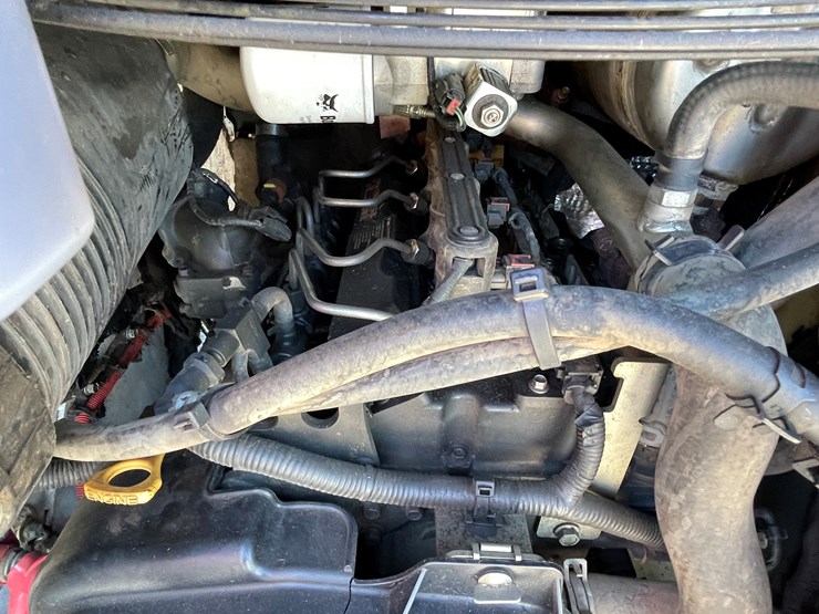 2022-bobcat-t76-image-30