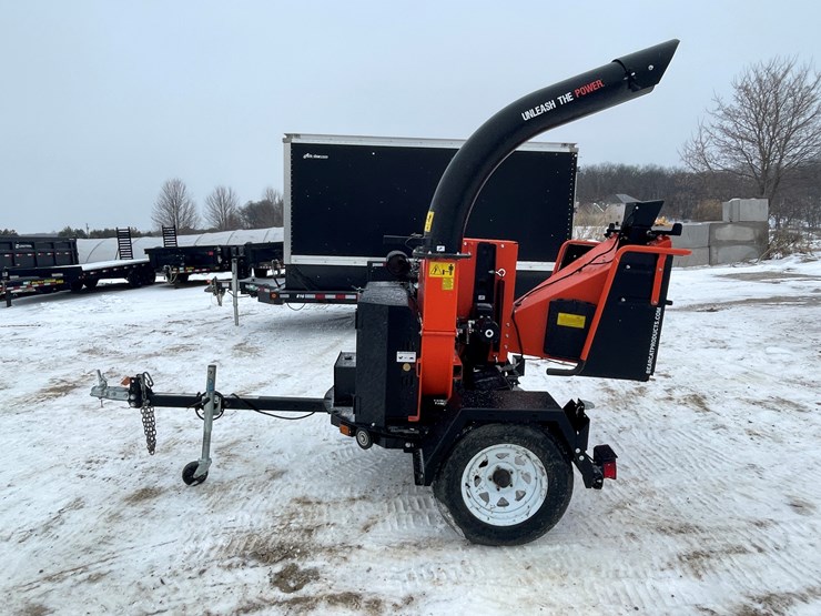 #152-•-2022-bear-cat-wood-chipper-(-no-title)-image-8