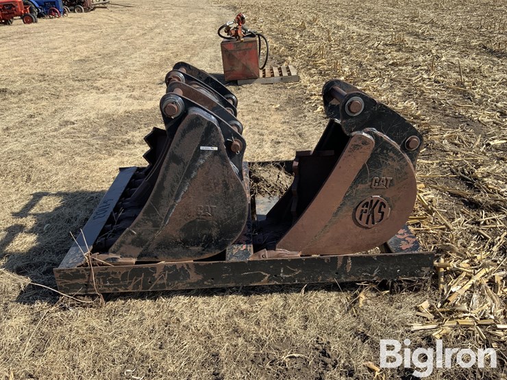 caterpillar-buckets-image-8