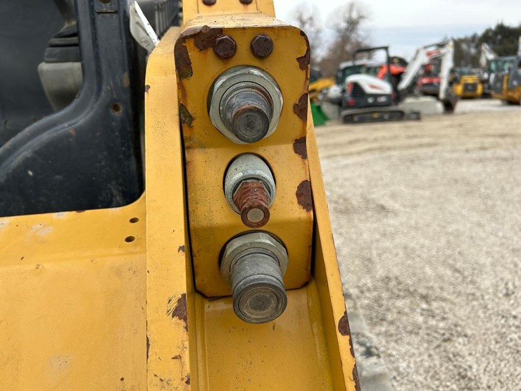 caterpillar-259d-image-11