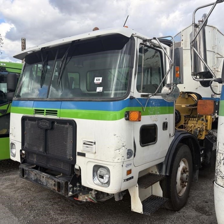 2010 AUTOCAR XPEDITOR