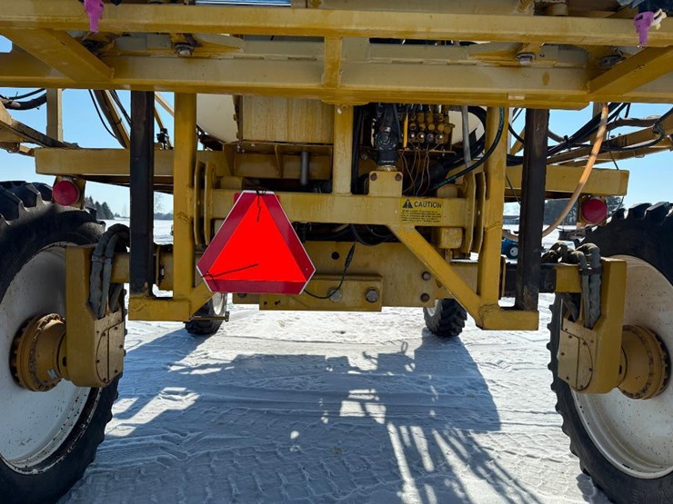 ag-chem-rogator-854-image-27