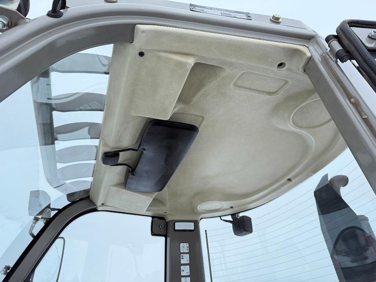 2013-takeuchi-tw50-image-45