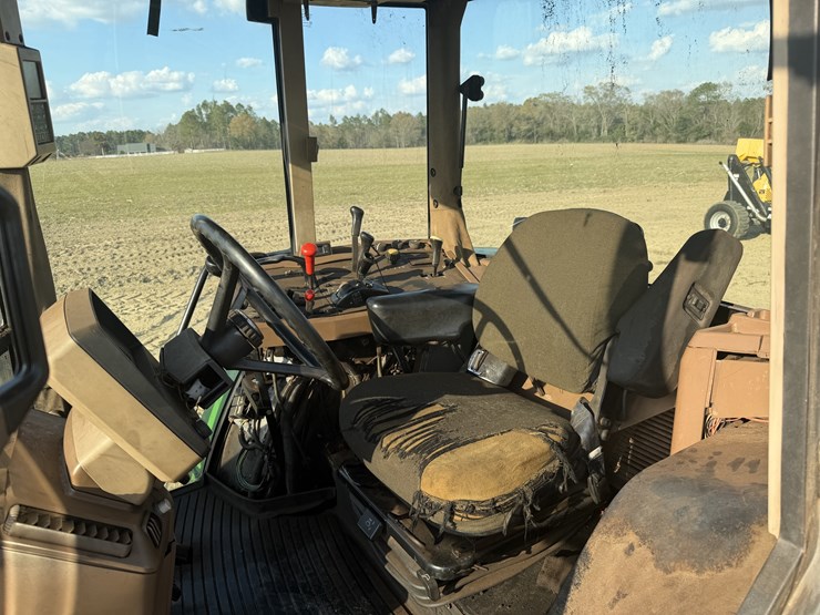 john-deere-7700-image-10