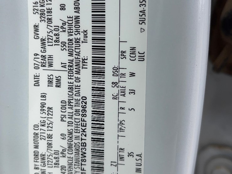 2019-ford-f350-image-25