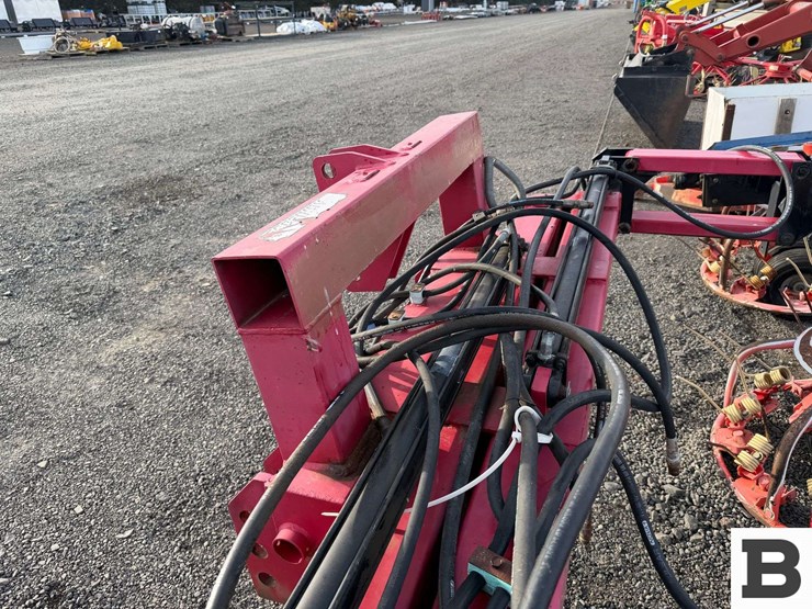 agri-ease-be-tedder-image-10