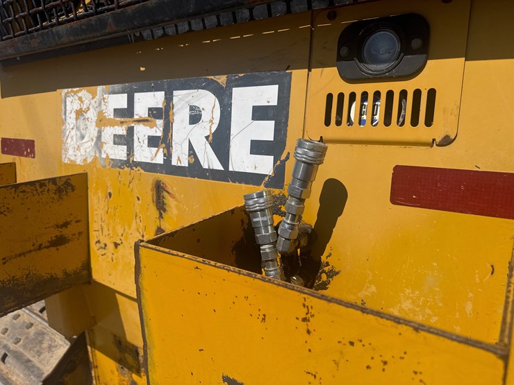 2002-deere-650h-lgp-image-18