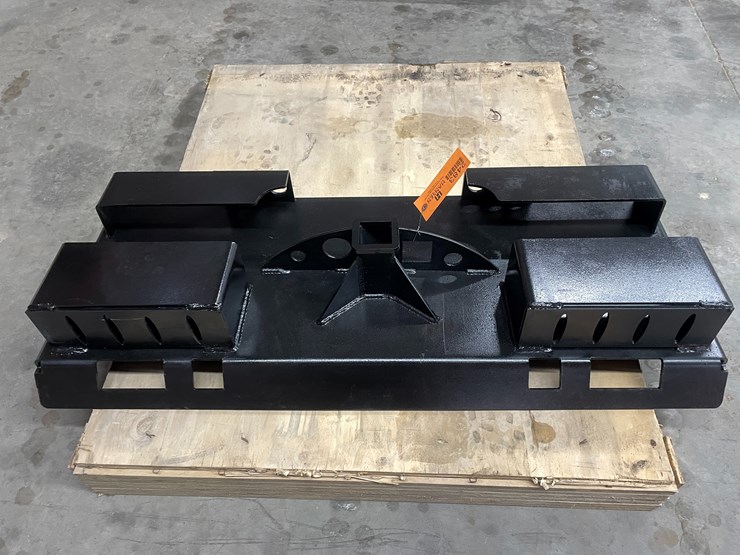 #2483-•-skid-steer-receiver-hitch-plate-with-chain-buckets-image-2