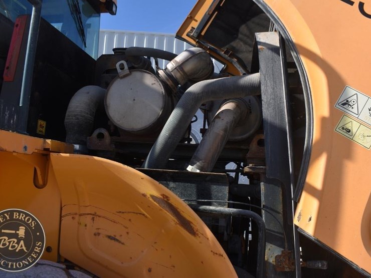 2016-hyundai-hl955-image-21