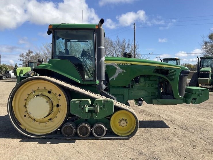 john-deere-8520t-image-2