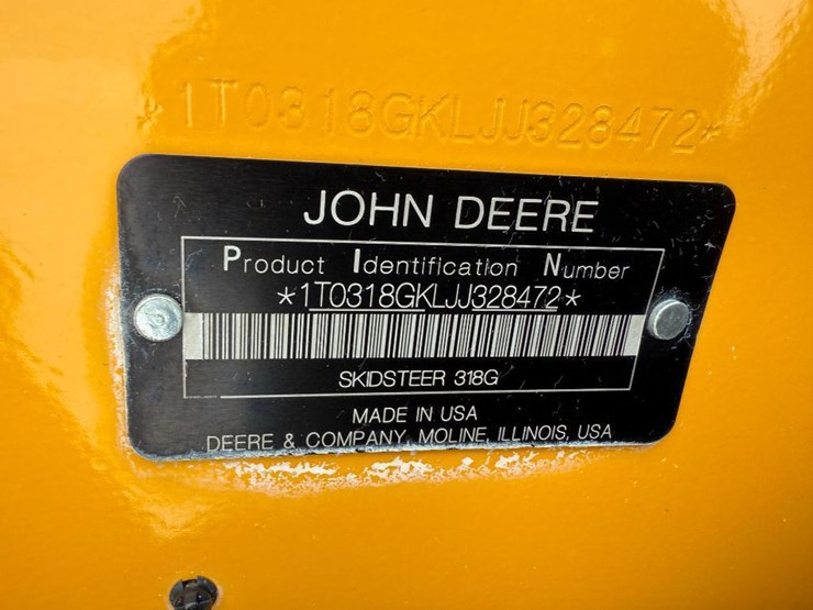 2018-deere-318g-image-35