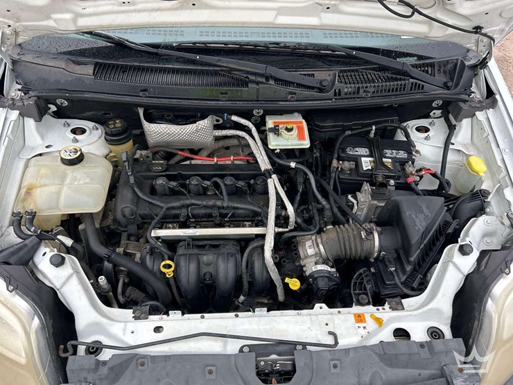 2013-ford-transit-connect-image-9