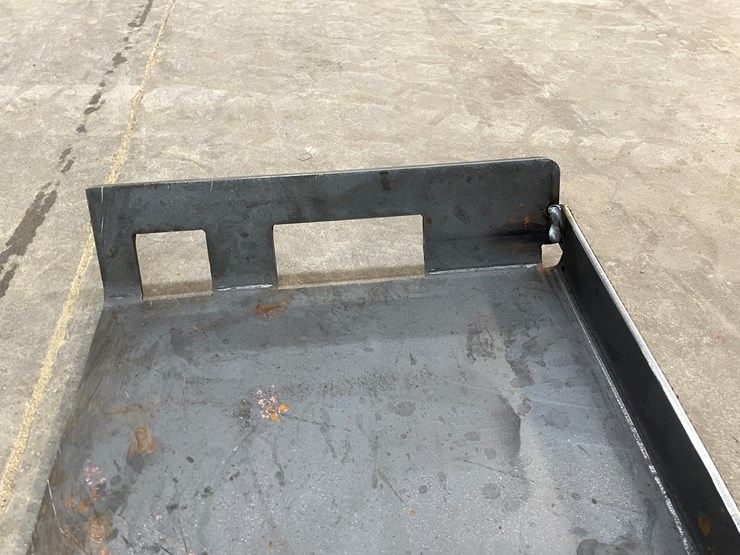 #2474-•-skid-steer-walk-through-weldable-attachment-plate-image-10