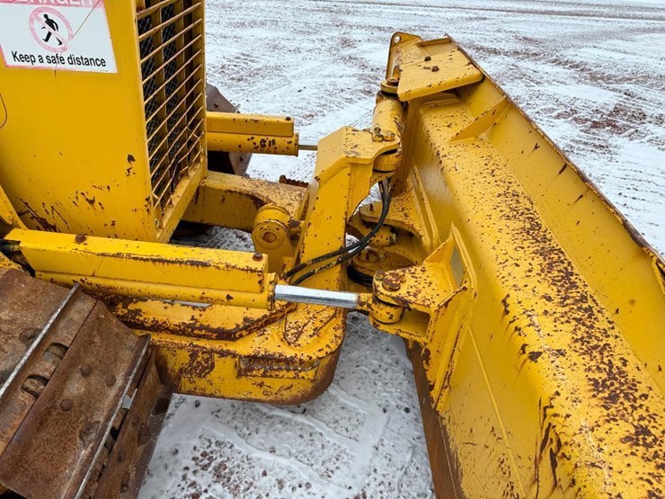 komatsu-d37ex-21-image-32