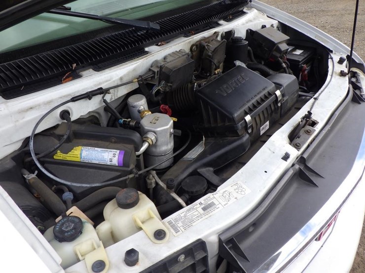 2001-gmc-safari-image-10