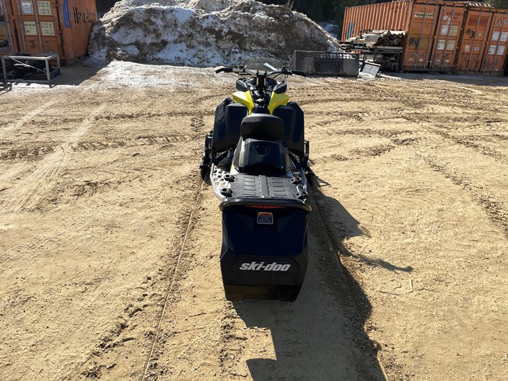 #203-•-2022-ski-doo-renegade-sport-600-efi-snowmobile-(sells-with-bill-of-sale-only)-image-6