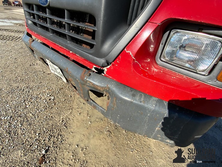 2001-ford-f650-image-13