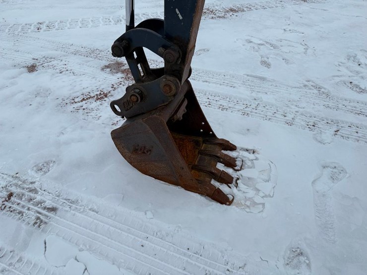 2018-deere-35g-image-42