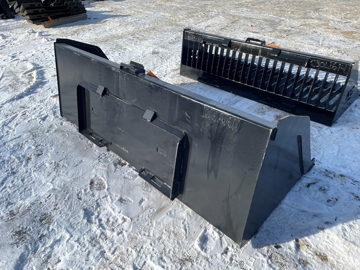 #2502-•-new-kc-84"-snow/litter-skid-steer-bucket-image-5