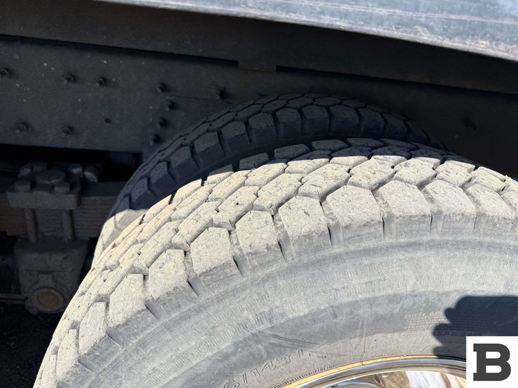 2011-international-workstar-7400-image-24