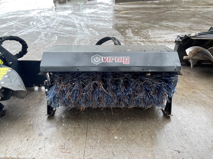 #4903-•-virnig-48"-mini-skid-steer-mount-hydraulic-broom-image-5