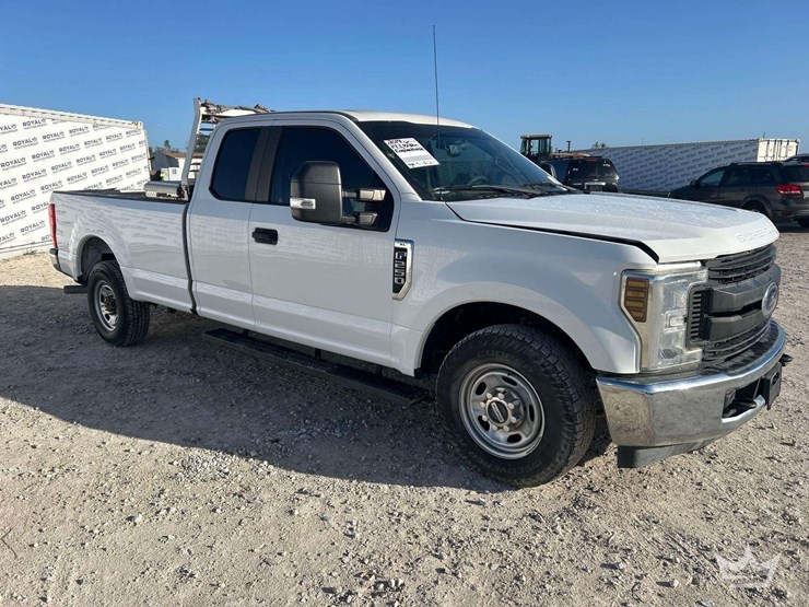 2019-ford-f250-image-2