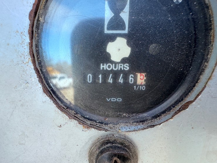 2002-deere-650h-lgp-image-32