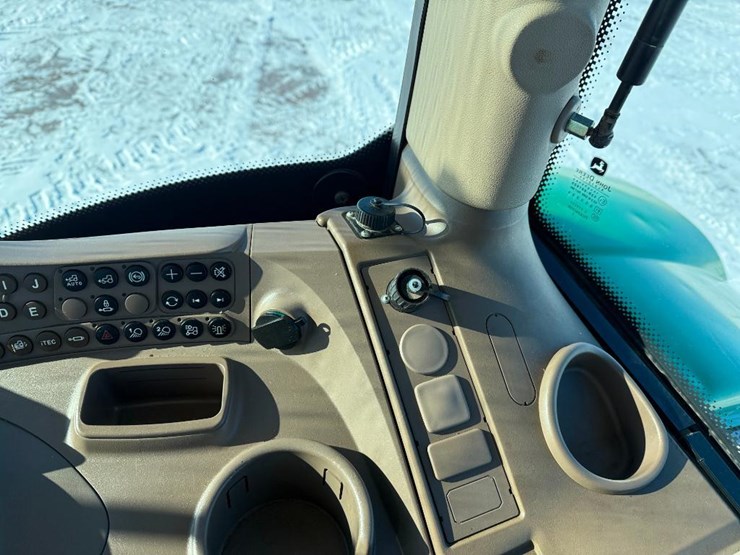 john-deere-6125r-image-67