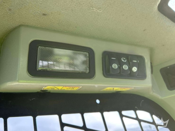 2018-caterpillar-287d-image-19