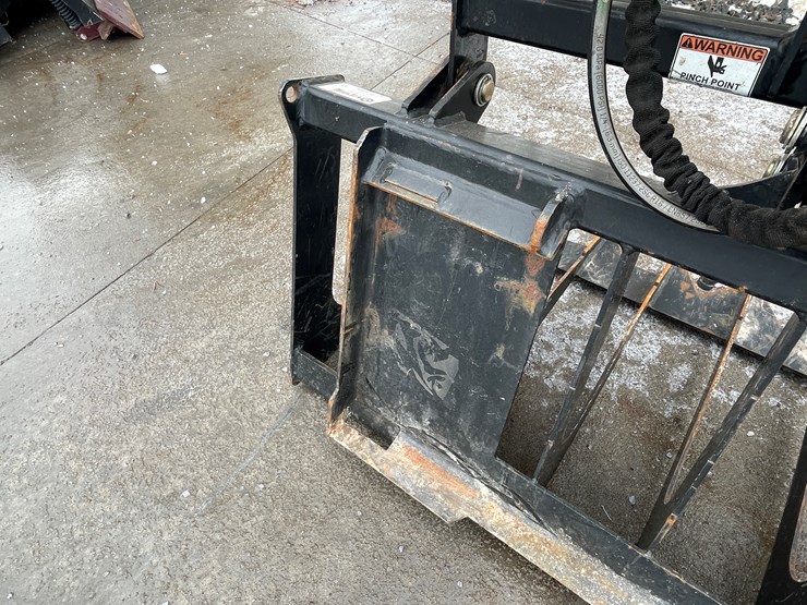 #4913-•-virnig-mini-skid-steer-mount-48"-grapple-bucket-image-13