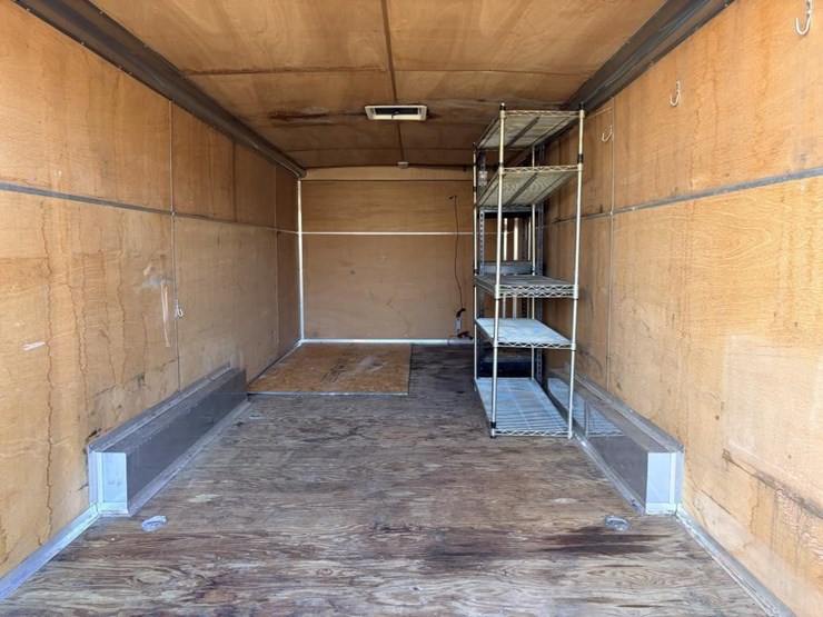 2005-cargo-wells-image-7