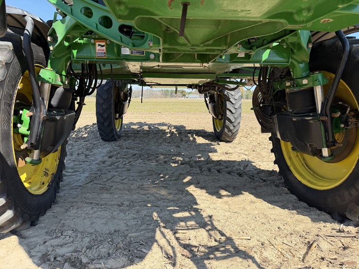 2017-john-deere-r4030-image-8