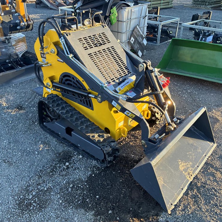 #115381 • MINI SKIDSTEER LDR