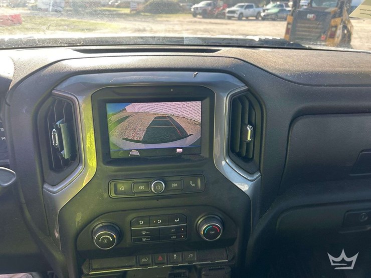 2022-chevrolet-silverado-2500-image-15