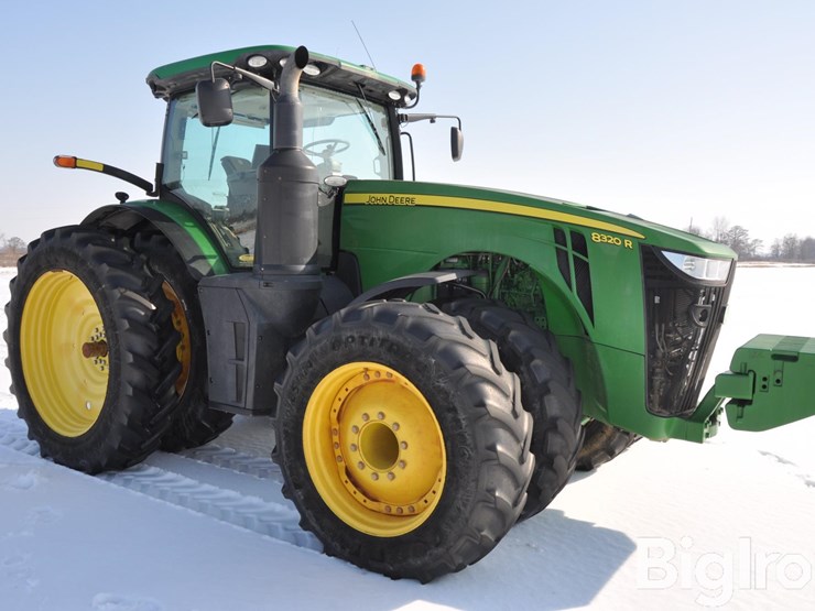 2015-john-deere-8320r-image-3