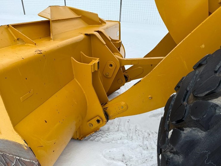 caterpillar-926m-image-40