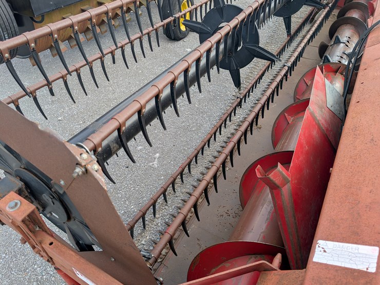 international-820-image-8