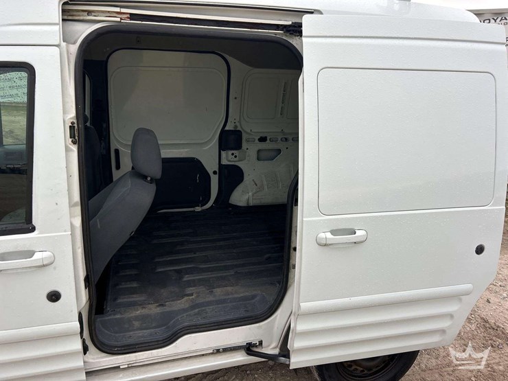 2013-ford-transit-connect-image-16